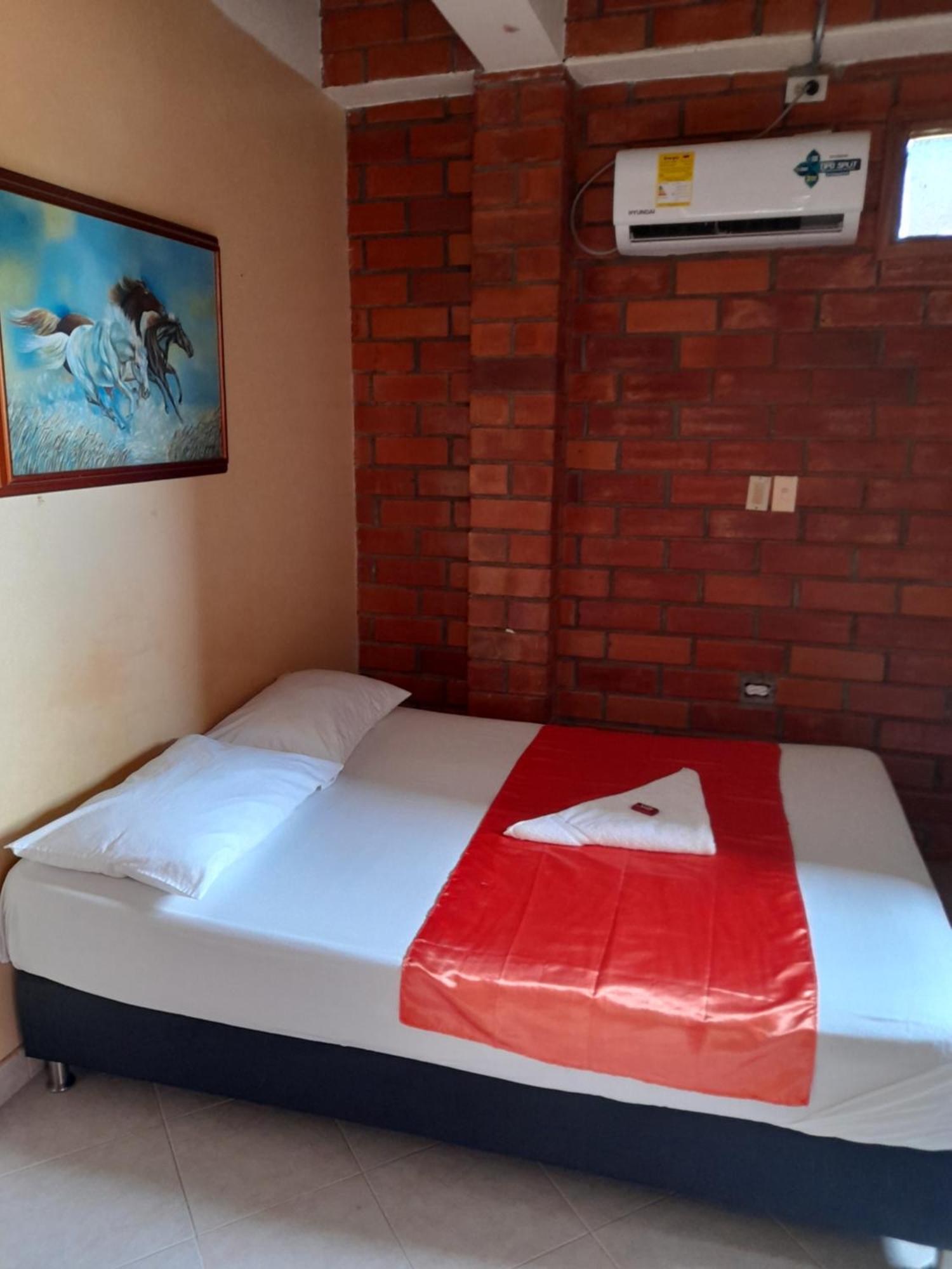 Hotel Boutique Los Gentiles Santa Fe de Antioquia Quarto foto