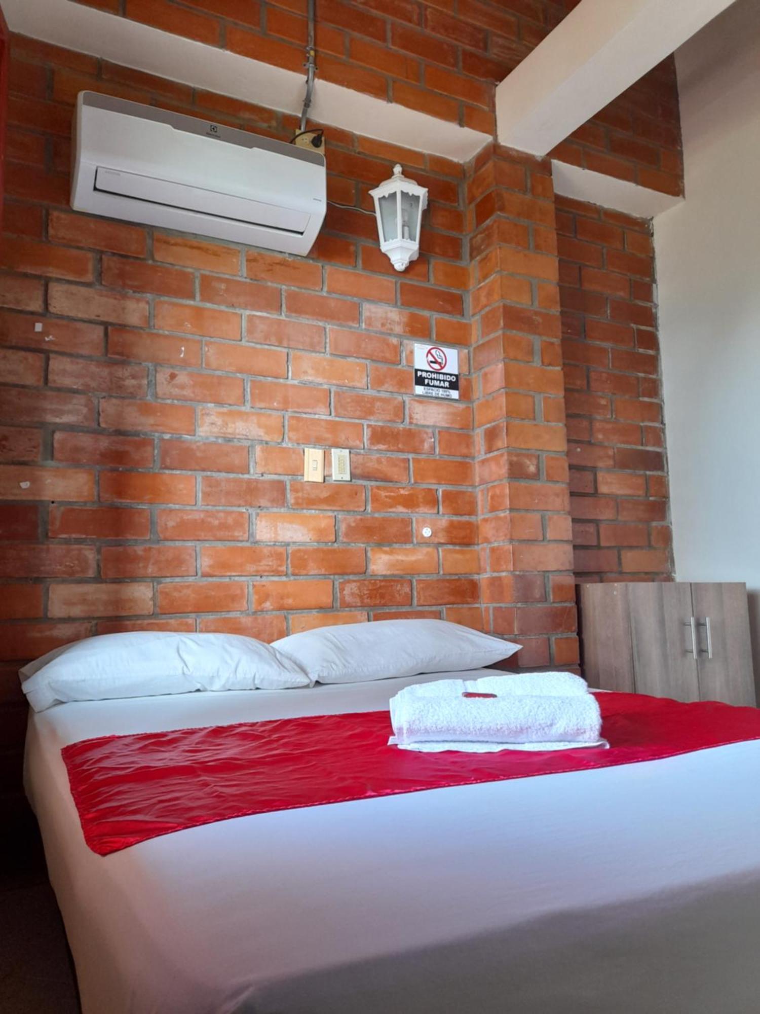 Hotel Boutique Los Gentiles Santa Fe de Antioquia Quarto foto